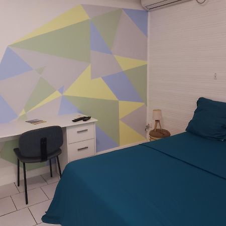 Ptit Coin Hibiscus Apartment Pointe-Noire Exterior photo